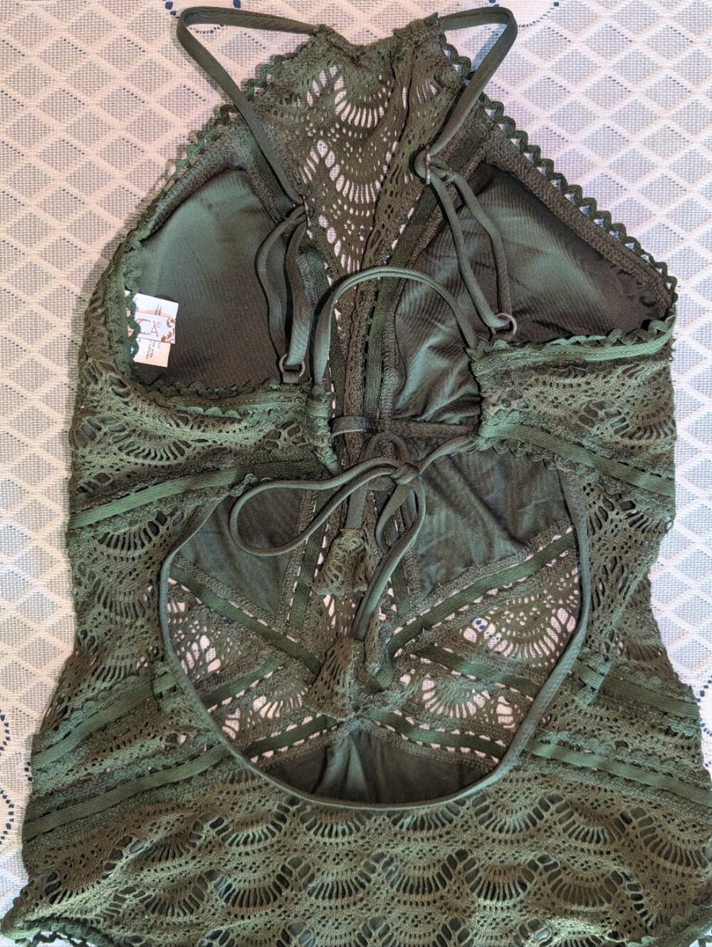 Becca by Rebecca Virtue Color Play Womens Crochet One Piece Swimsuit Green Large - Picture 5 of 13